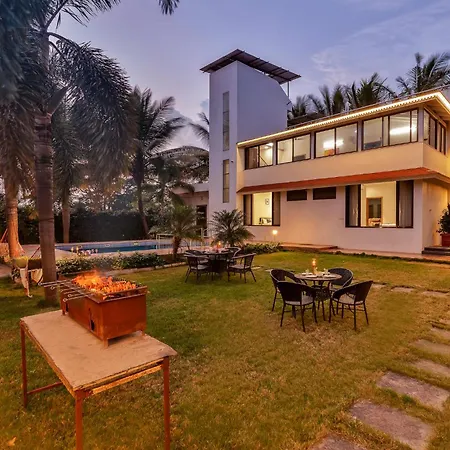 Saffronstays Mango Vino Pool Villa In Nashik-3
